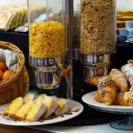 Otel Sporting Cologno 4*