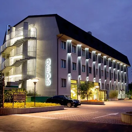 Otel Sporting Cologno 4*