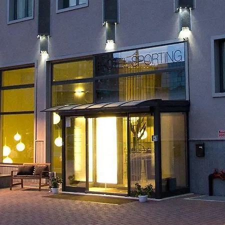 Milano Cologno Sporting ホテル コローニョ・モンツェーゼ